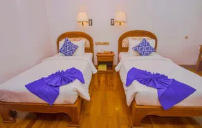 Mandalay Lodge Hotel - Image 2