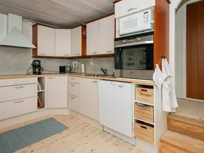 Home with Stunning Views - Image 3