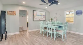 Private Theater Retreat Stylish 2BR 10min to Siesta Key - Image 4