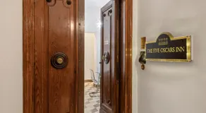 The Five Oscars Inn - Image 2