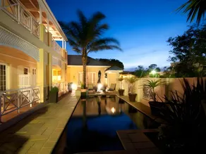 Cape Flame Guest House - Image 4