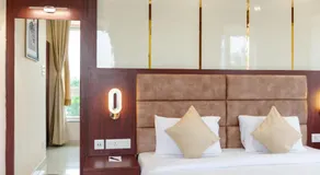 MISTWOOD Holidays & Resorts - Image 2