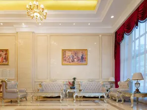 Vienna International Hotel Guangdong Zhanjiang Renmin Avenue Dingsheng Plaza - Image 3