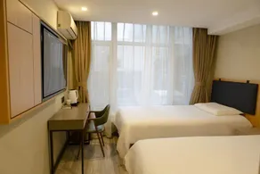 Homeinn Pebble Alley Hotel (Dalian Qianshan Road Subway Station) - Image 1