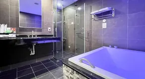 Catwalk Motel -Tainan - Image 2