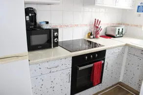 Juniper Apartment - 2 Bedroom - Image 5