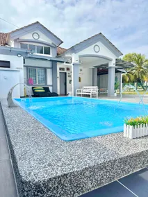 The Cozy Home Private Pool Villa 5BR 20pax - Image 2