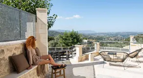 Prinus Country Retreat Apokoronas, heated pool, 13km from the sea - Image 4