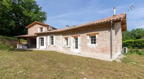 La maison dans la nature - Cadre exceptionnel au bord de cours deau - Image 5