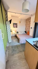 Domeček u letište s vlastním vstupem a vlastní zahrádkou - Image 2