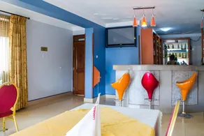 Landmark View Hotel - Image 2