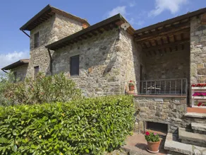 Apartment in Radda with Garden - Image 4