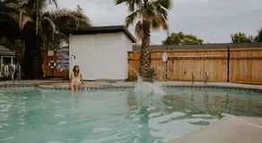 Triangle Motel - Image 2