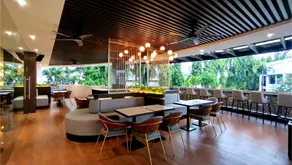 The Sun Hotel Sidoarjo - Image 4