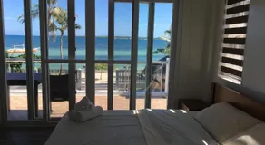 Maykenn Beach-Cafe Bar and Restaurant - Image 2