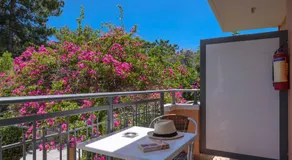 Poseidon Studios & Apartments - Image 4