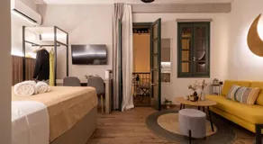 La Luna Luxury Stay - Image 2
