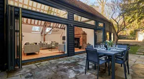 The Coach House, Hambledon - Image 3