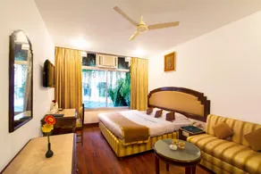 Hotel Deep Palace - Image 5