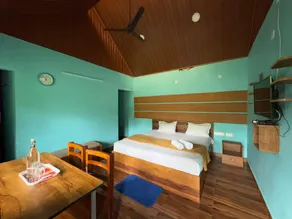 Bluemoon Cottage - Image 2