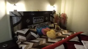 Cozy Studio + Patio - Image 2