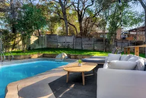 Luxury Zilker Home Pool Hot Tub Kitchen - Image 5