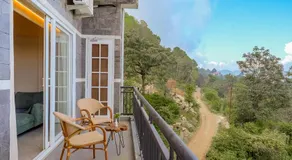 Dochi 4-BHK apartment with Hill Views, Living Room, & Balconies - Image 3