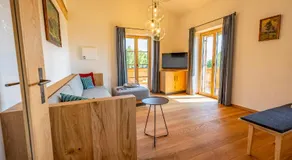 Graf Chiemo Suites - direkt am Chiemsee mit separatem Seezugang - Image 2