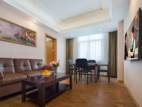 Vienna Hotel Guangdong Huidong Herung Pedestrian Street - Image 5