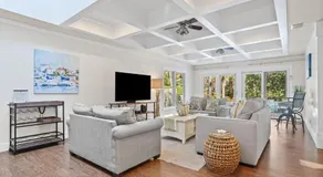 19 Gunnery Lane 2 Kings 1 Queen 2 Doubles Pet Friendly Private Heated Pool w Beach GearBike Rentals - Image 3
