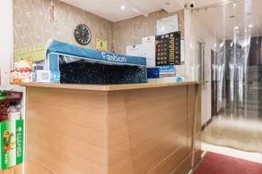 Fuyu Fashion Hotel - Image 4