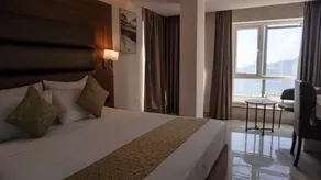 The Novello by Hotel Evergreen - Image 5
