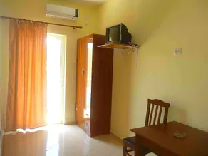 Joni Apartments - Image 3
