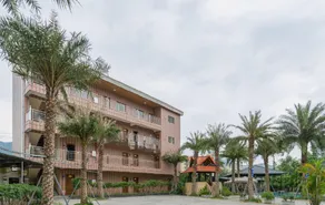 Yiquanzhuang Hot Spring Resort - Image 5