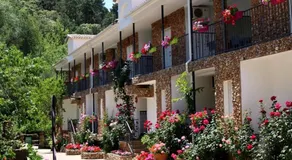 Apartamentos El Parral - Image 4
