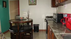 Cozy Deluxe 2BR Kensington New Kingston - Image 3