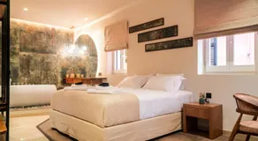 Vironia Suite - Image 2