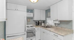 Ocean Lakes, Beach, Waterpark, Pool, Arcade, Cafés - Image 4