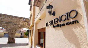 EL SILENCIO BOUTIQUE ROOM - Image 2