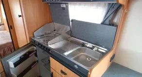 Caravan in the backyard - Image 4