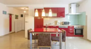Vita Garden Apartment 85 m2 Private Entrance & 100 m2 Terrace - Image 3
