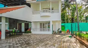 Royal Experiences Icon Beach House, ECR Sea Side Villa - Image 5