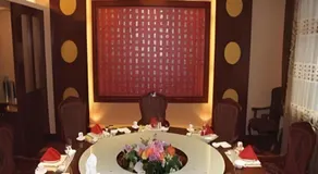 Wutaishan Wufeng Hotel - Image 3