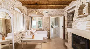 Koronio Villas - Image 4