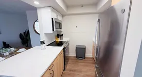 Beautiful Apt in the Heart of Pentagon City - Image 5