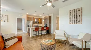 XL 1BR 2-King Beds Near Mayo Pool Gym Workspace - Image 2