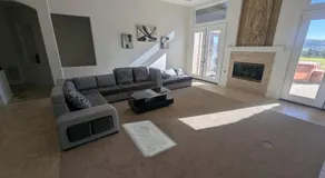 Beautiful Villa with Amazing 360 Mountain Views, Golfcourses close to Monserate Winery and I-15 - Image 2