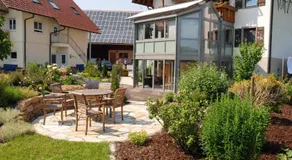 Incantevole appartamento accogliente e familiare con terrazza, giardino e griglia | Vista sul giardino - Image 4
