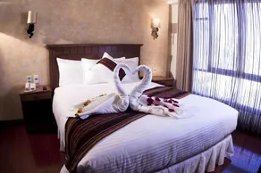 Qantu Hotel - Image 2