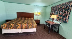 Best Budget Inn - Image 2